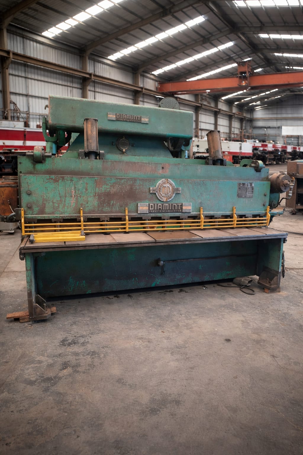 Guillotina DIAMINT 3100mm x 6,35mm